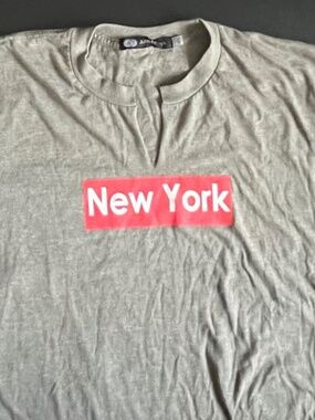 Vintage JET John Eshaya NY Box Logo Split-Neck Tee | Gray M/L